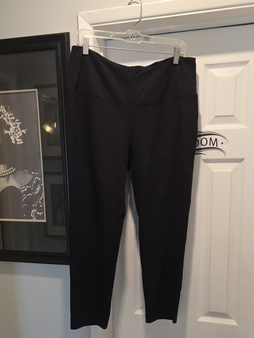 Women's Black High-Waist Ponte Leggings